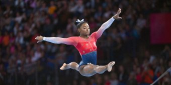 Gymnastique : le retour triomphal de Simon Biles après deux années d'absence