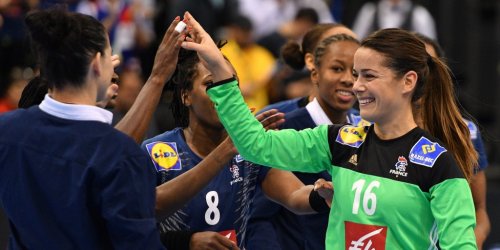 Cléopatre Darleux handball