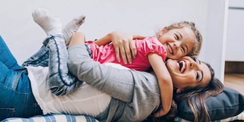 maman-enfant-rire