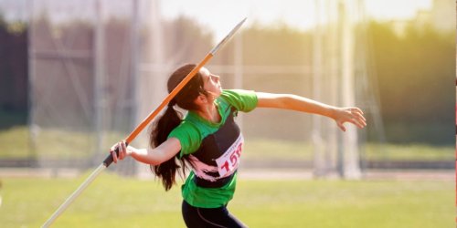 Paris 2024 : Jona Aigouy, championne de France de javelot, lance une cagnotte pour "financer son rêve olympique"